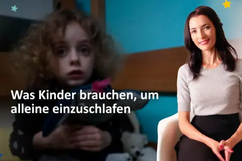 Ein 9-jähriges Kind mit verängstigtem Blick hält Kuscheltiere. Eine Frau lächelt. Sterne schmücken die Szene.